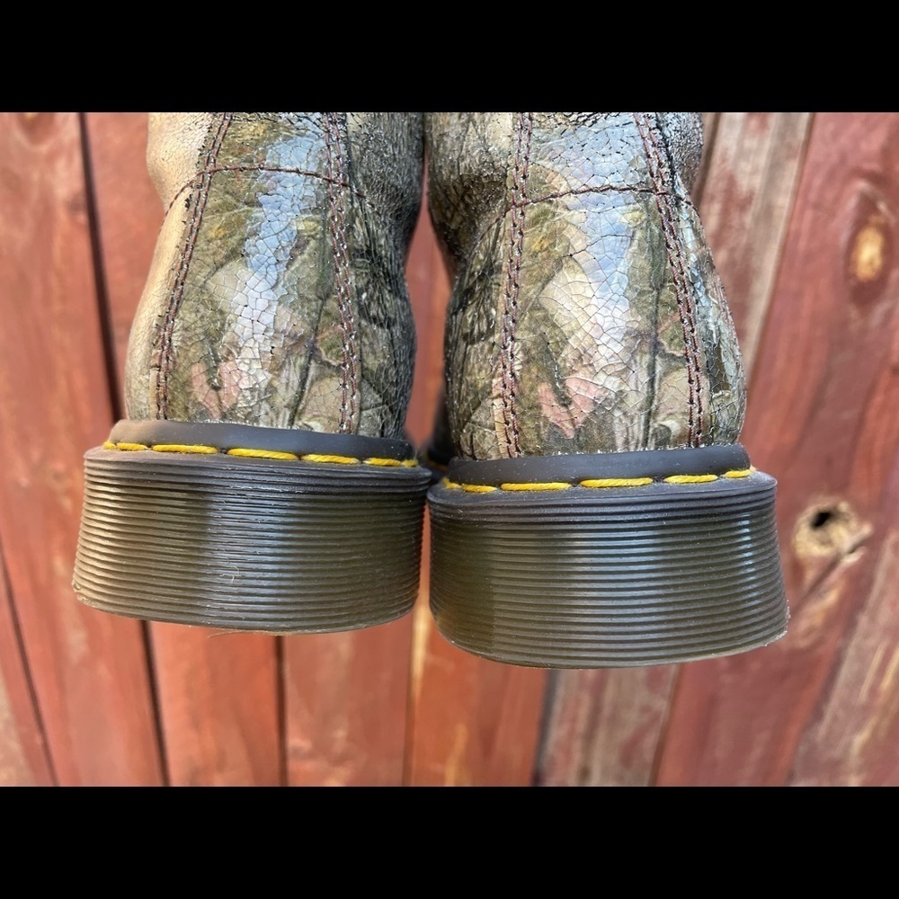 Dr. Martens 1460 Tate Britain Richard Dadd Victorian Boots Women’s - Picture 10 of 11